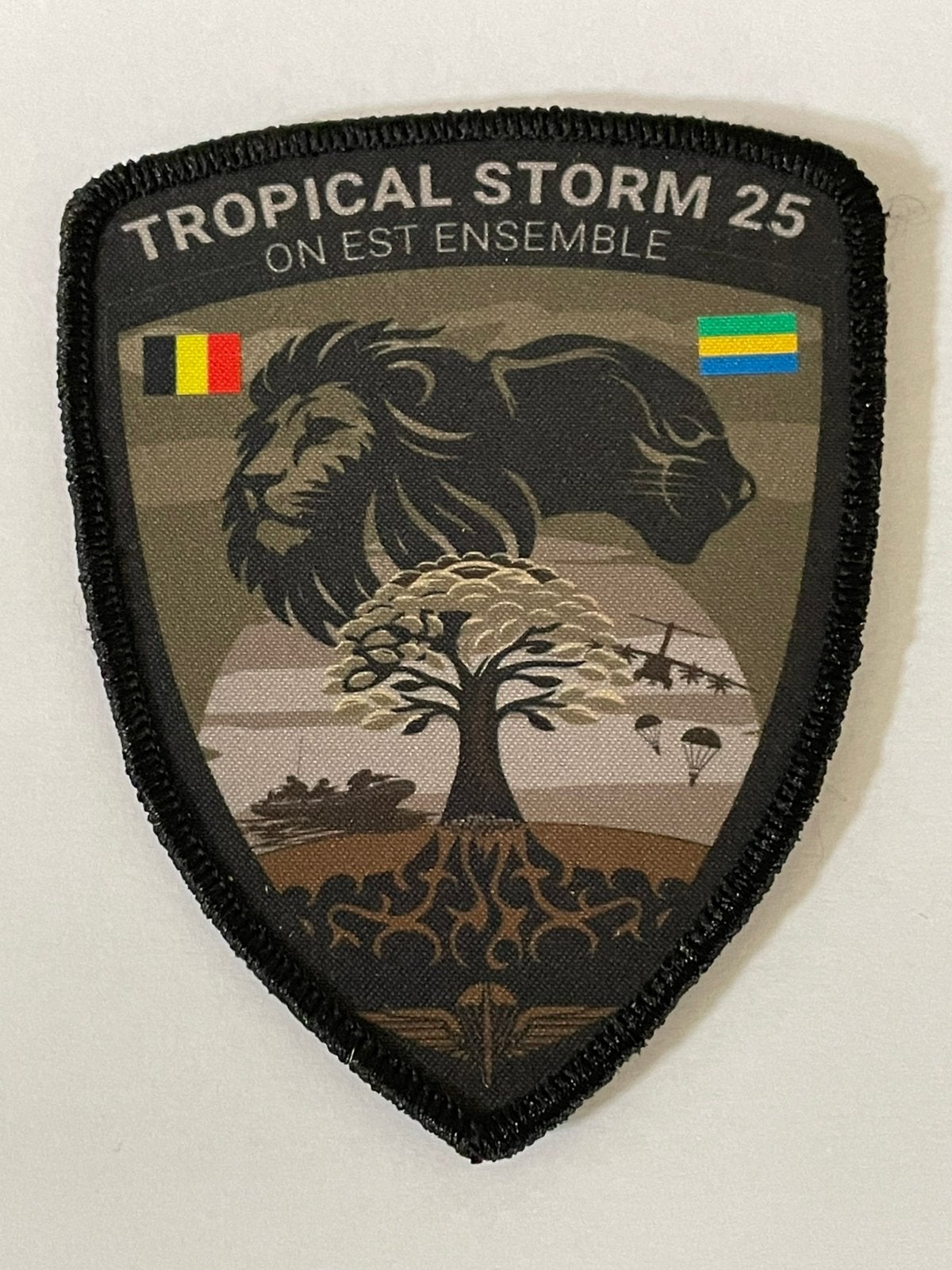 Patch Tropical storm 2025 Gabon ( deelname NL mariniers ), Verzenden, Marine, Embleem of Badge