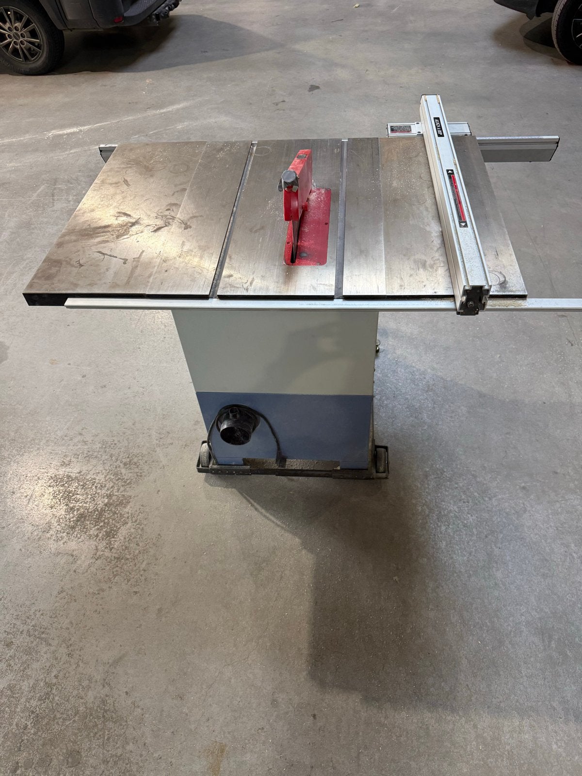 HBM Tafelzaag - Krachtige Cirkelzaag voor Houtbewerking, Ophalen, Gebruikt, Cirkelzaag, 70 mm of meer