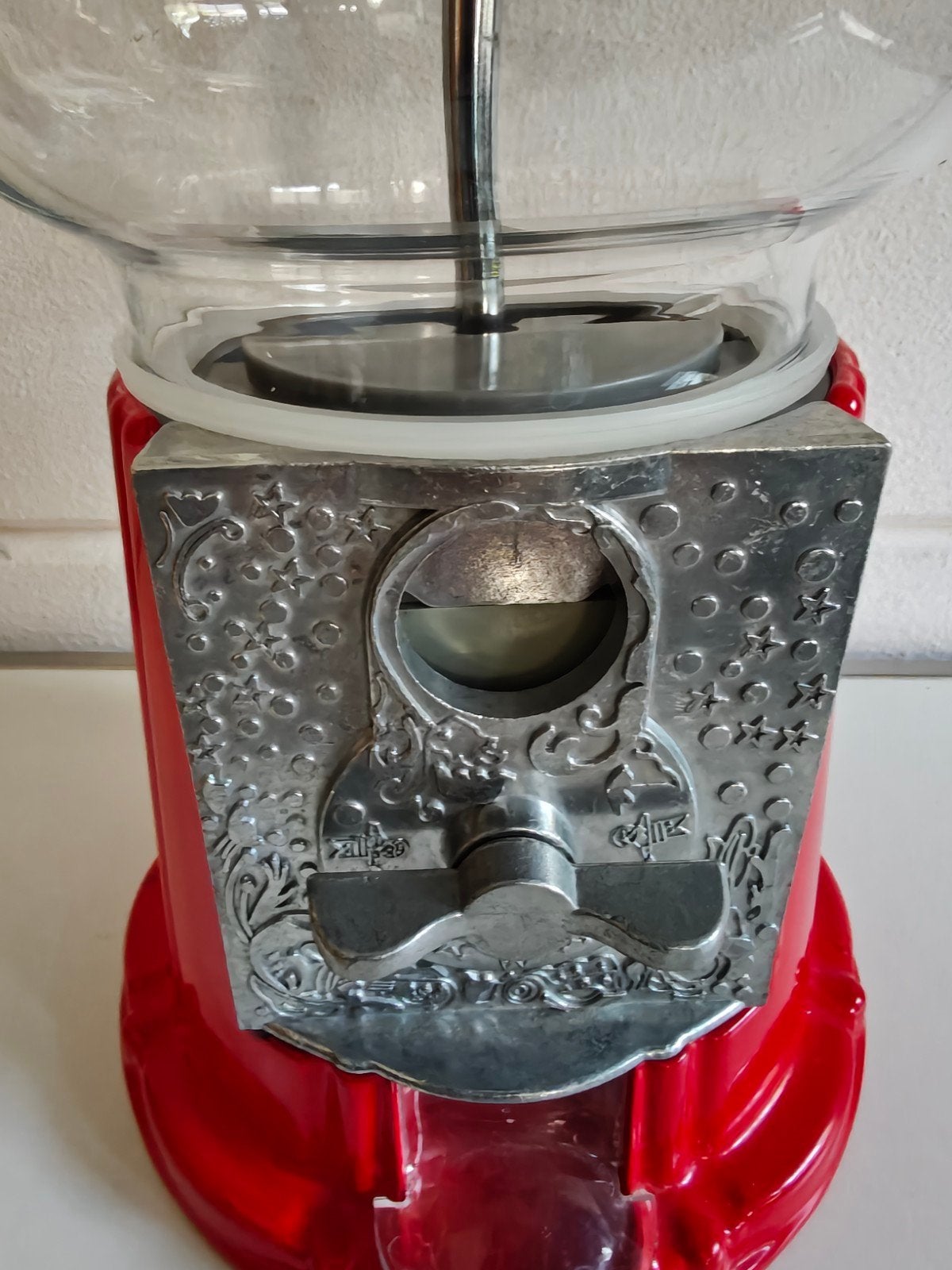 Leuke compacte kauwgom ballen automaat metaal/ glas 31 cm, Verzamelen, Automaten | Overige, Gebruikt, Ophalen of Verzenden, X
