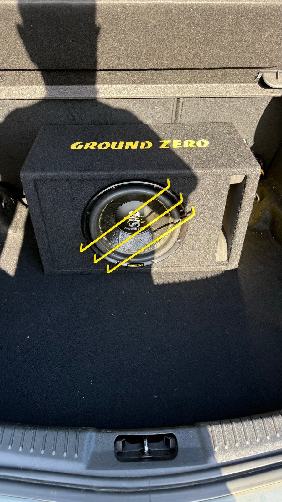 Ground Zero GZRB12- SPL Subwoofer in Kist - 700 watt RMS, Auto diversen, Autoradio's, Zo goed als nieuw, Ophalen