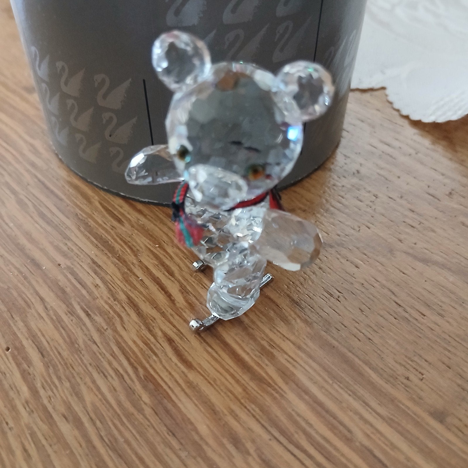 Swarovski beertje op schaatsen, Verzamelen, Swarovski, Ophalen of Verzenden, Zo goed als nieuw, Figuurtje