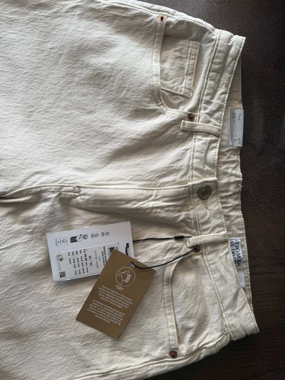 Vero Moda Tessa High Rise Wide Jeans - Nieuw met kaartje, Beige, Maat 42/44 (L), Nieuw, Ophalen of Verzenden