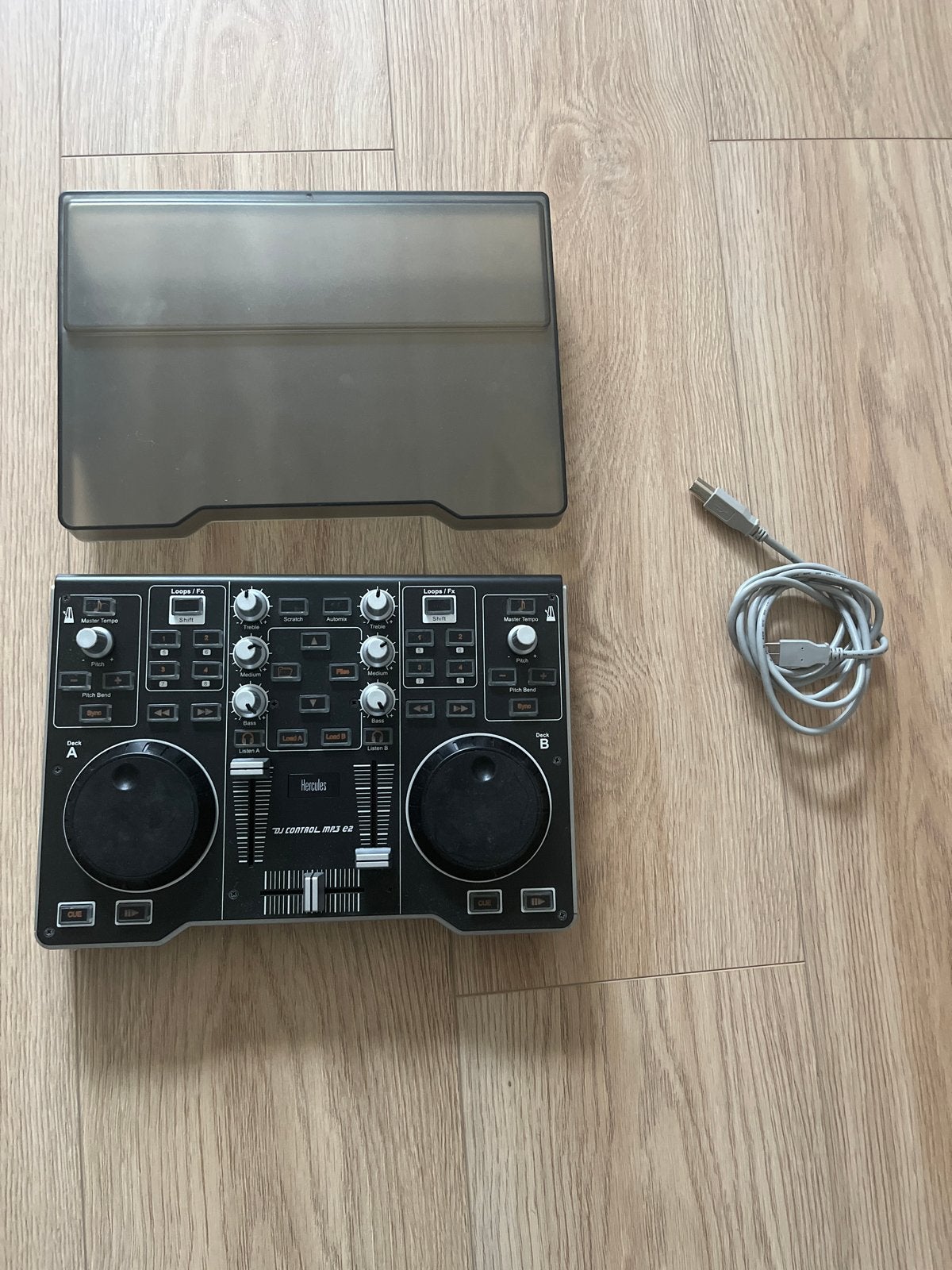 Hercules DJControl MP3 e2 DJ-controller met USB-kabel, Muziek en Instrumenten, Dj-sets en Draaitafels, Ophalen of Verzenden, Gebruikt
