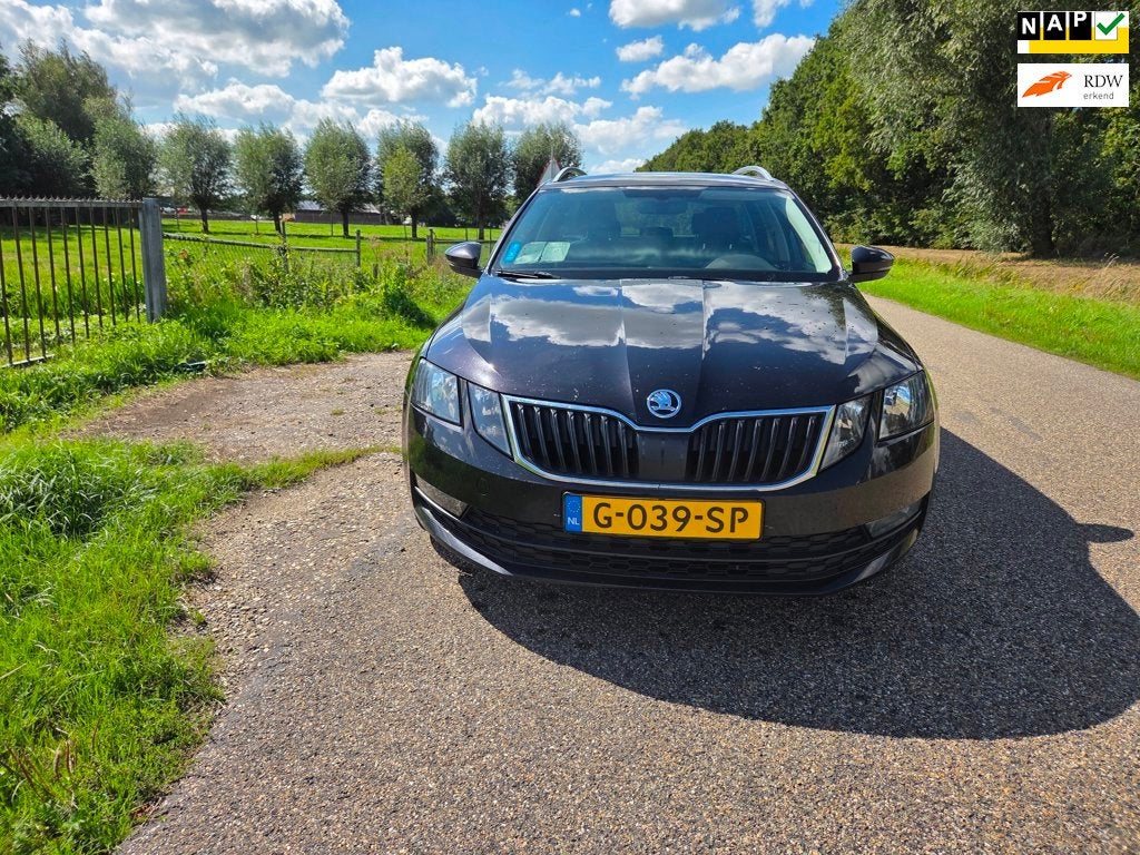Skoda Octavia Combi 1.6 TDI Greentech Clever Edition (514100, Auto's, Stof, Gebruikt, Euro 6, 4 cilinders