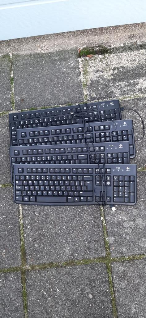 logitech toetsenbord, Ophalen of Verzenden, Gebruikt