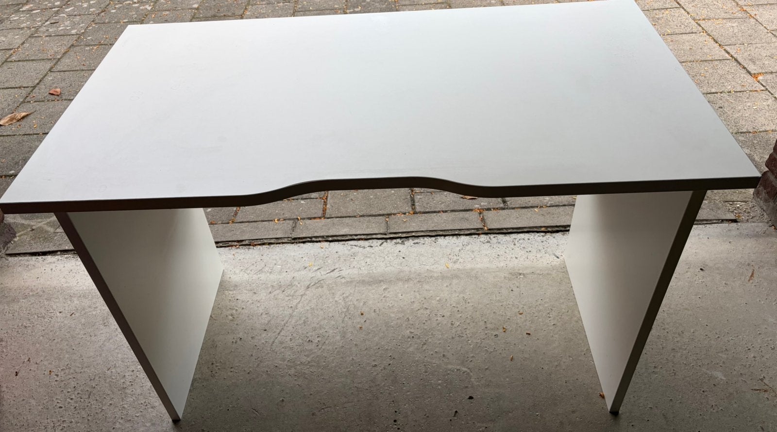 Bureau, Ophalen, Zo goed als nieuw