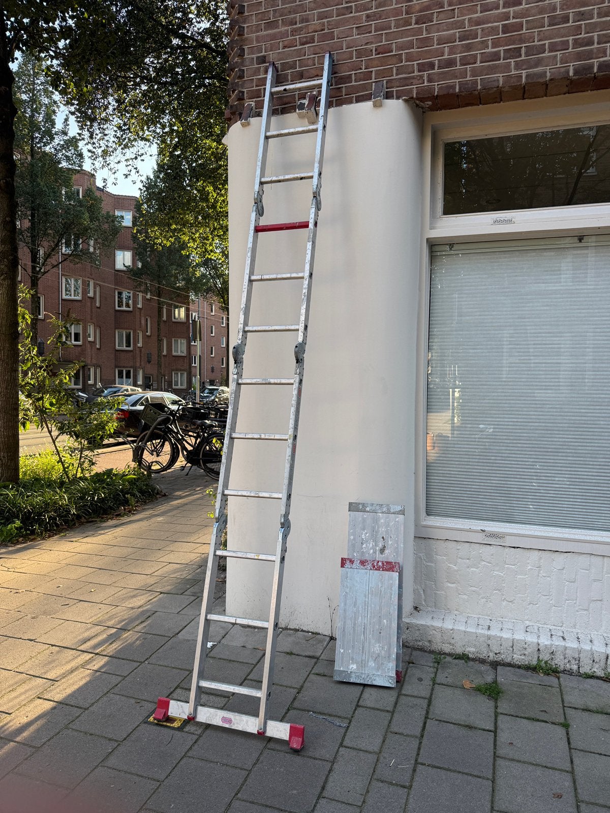 Altrex vouwladder varitrex 4x3, ook te gebruiken als steiger, Ophalen, Gebruikt, Ladder, 2 tot 4 meter