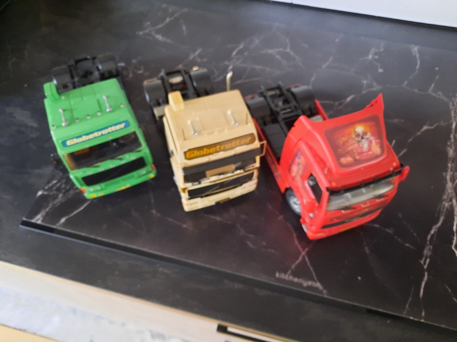 3 generaties volvo trucks 1:24 italeri    revell, Ophalen of Verzenden, Bus of Vrachtwagen, Overige merken