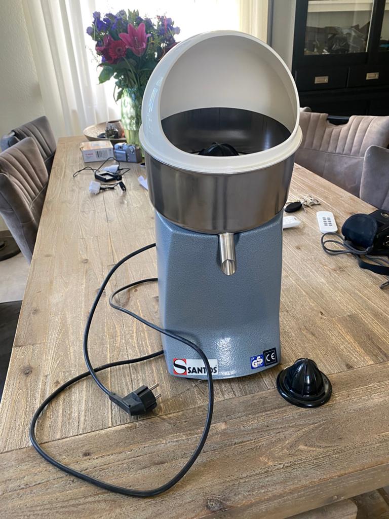 Santos Citruspers  nr46 - Professionele sapcentrifuge, Ophalen of Verzenden, Nieuw, Elektrisch, Citruspers