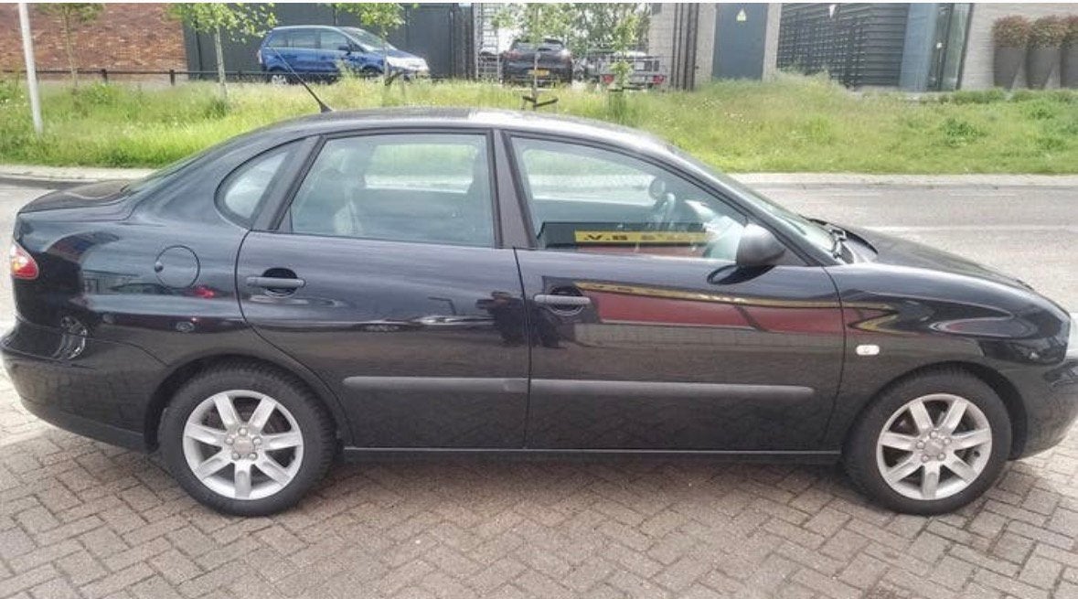 Seat Cordoba 1.4 weining kilomaters!, Auto's, Voorwielaandrijving, 15 km/l, 74 pk, 4 cilinders