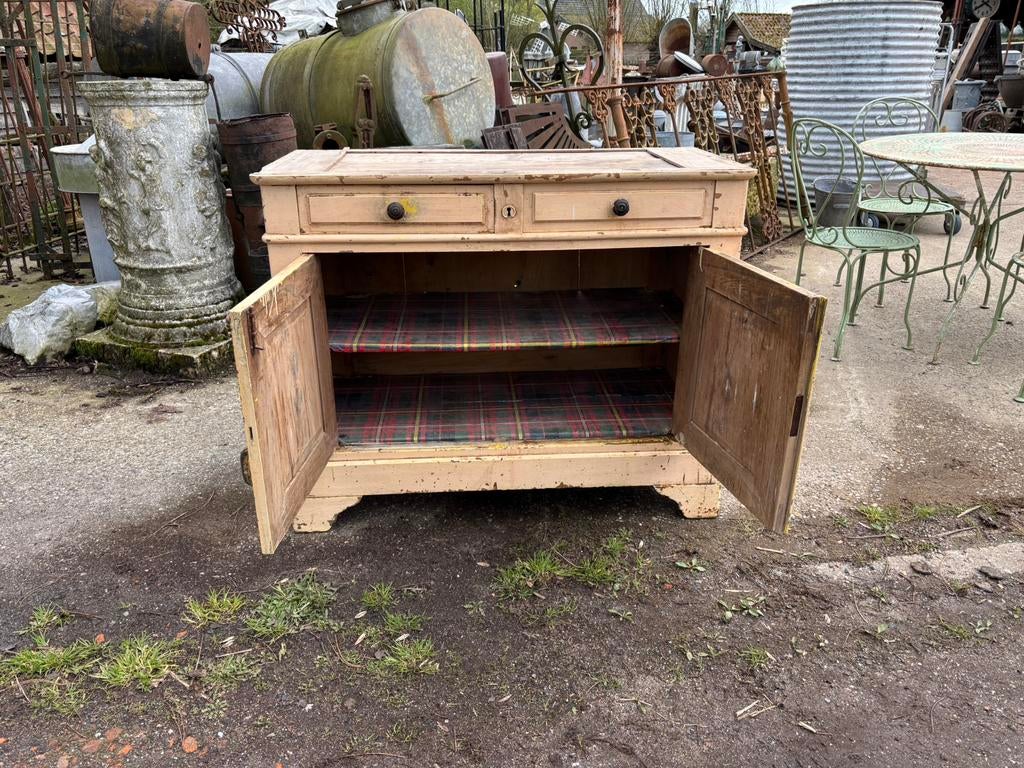 Oud Frans kastje of brocante Franse kast of dressoirs kastje, Ophalen of Verzenden