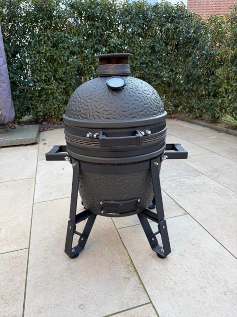 The Bastard core compact graphite, Tuin en Terras, Houtskoolbarbecues, Ophalen, Nieuw, Bastard, Met accessoires