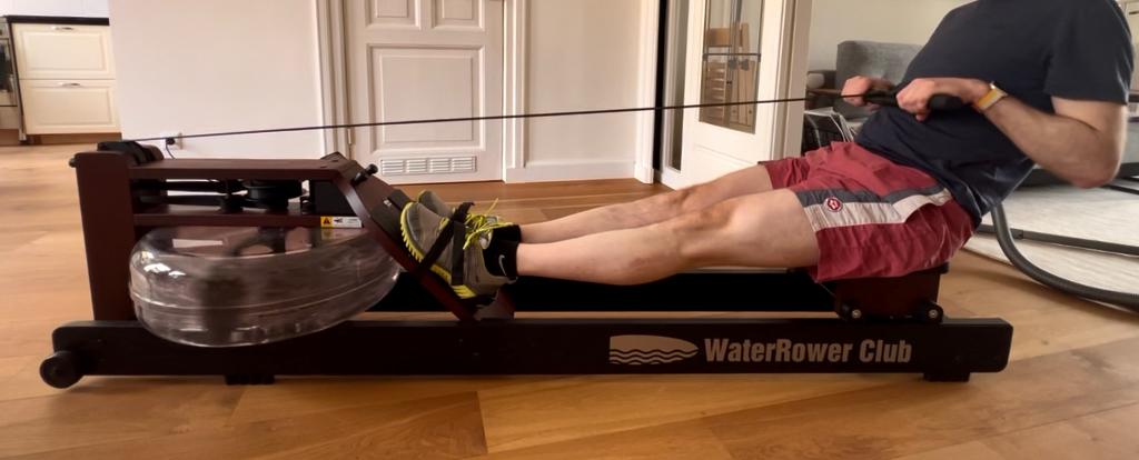 WaterRower Club roeimachine met S4 monitor, Sport en Fitness, Fitnessapparatuur, Ophalen, Overige materialen, Benen, Zo goed als nieuw