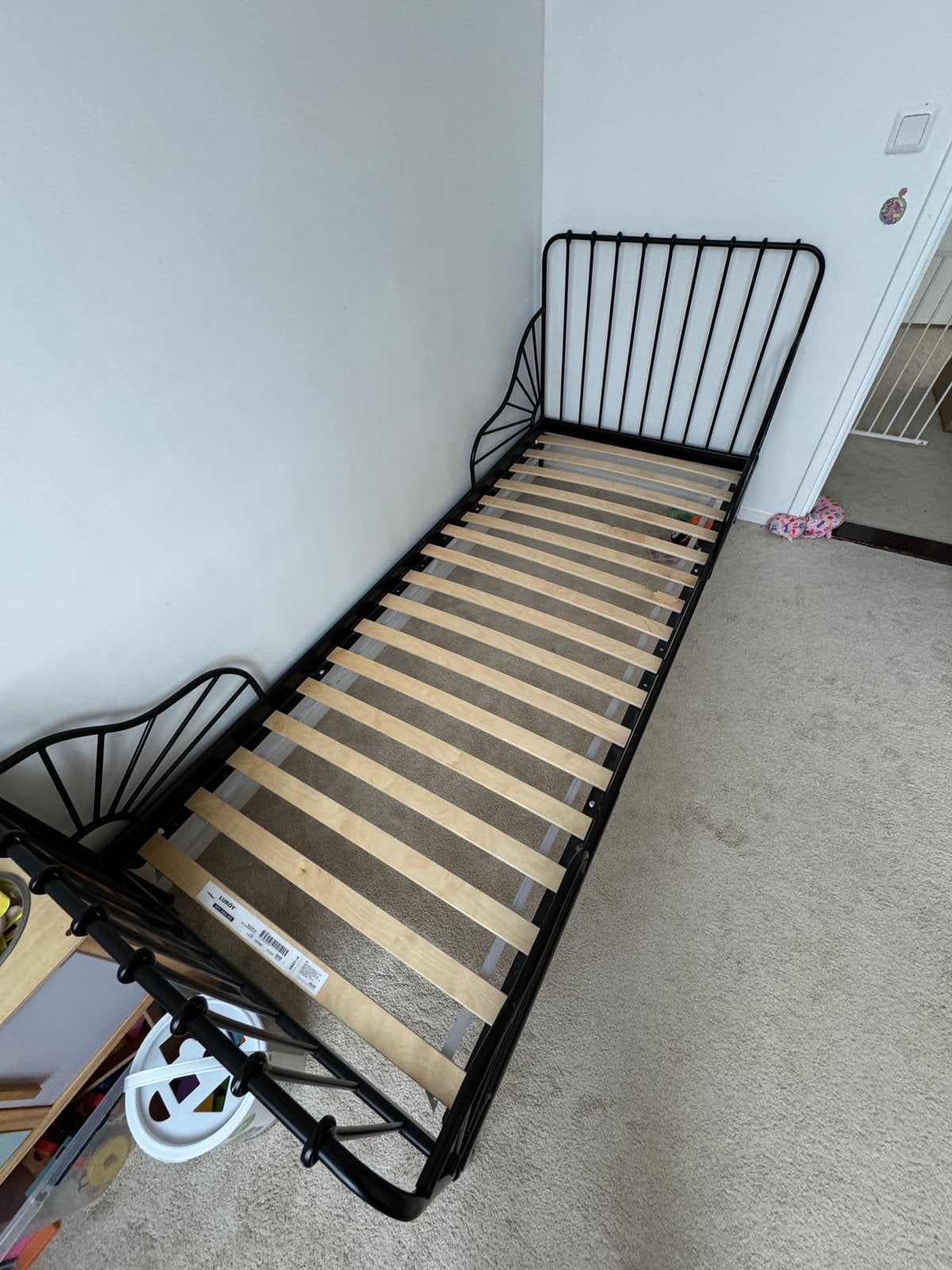 IKEA LEIRVIK Bedframe incl lattenbodem Zwart - Eenpersoons, Huis en Inrichting, Ophalen, Verstelbaar, Eenpersoons, Zwart
