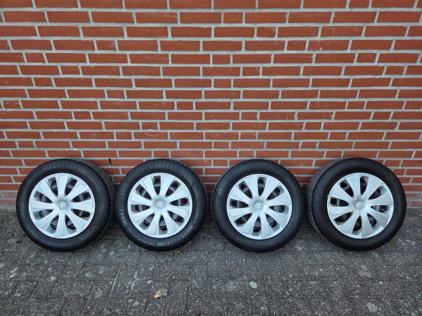 Peugeot 108/Toyota Aygo/Citroën C1 14' wielen te koop!, Auto-onderdelen, Banden en Velgen, Ophalen, 14 inch, Gebruikt, Banden en Velgen
