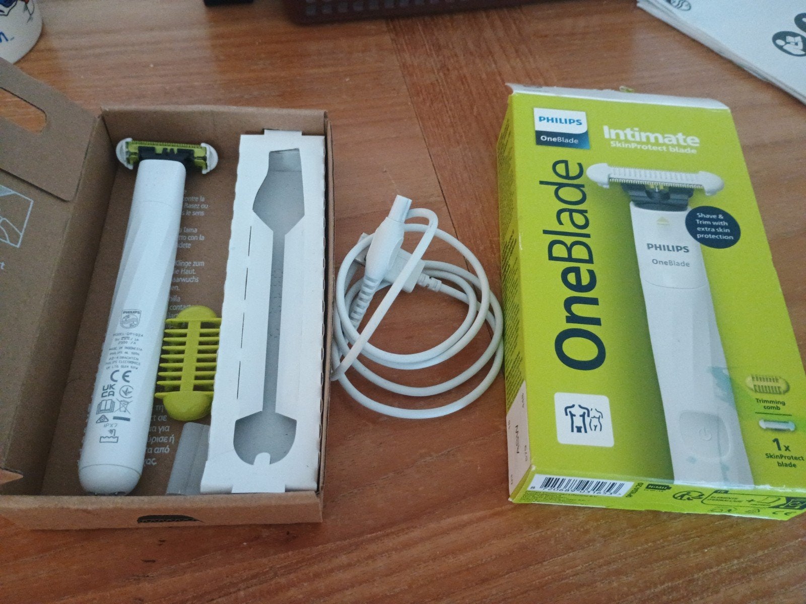 Philips OneBlade Intimate - zo goed als nieuw  20€, Ophalen, Nieuw, Gehele gezicht, Overige typen