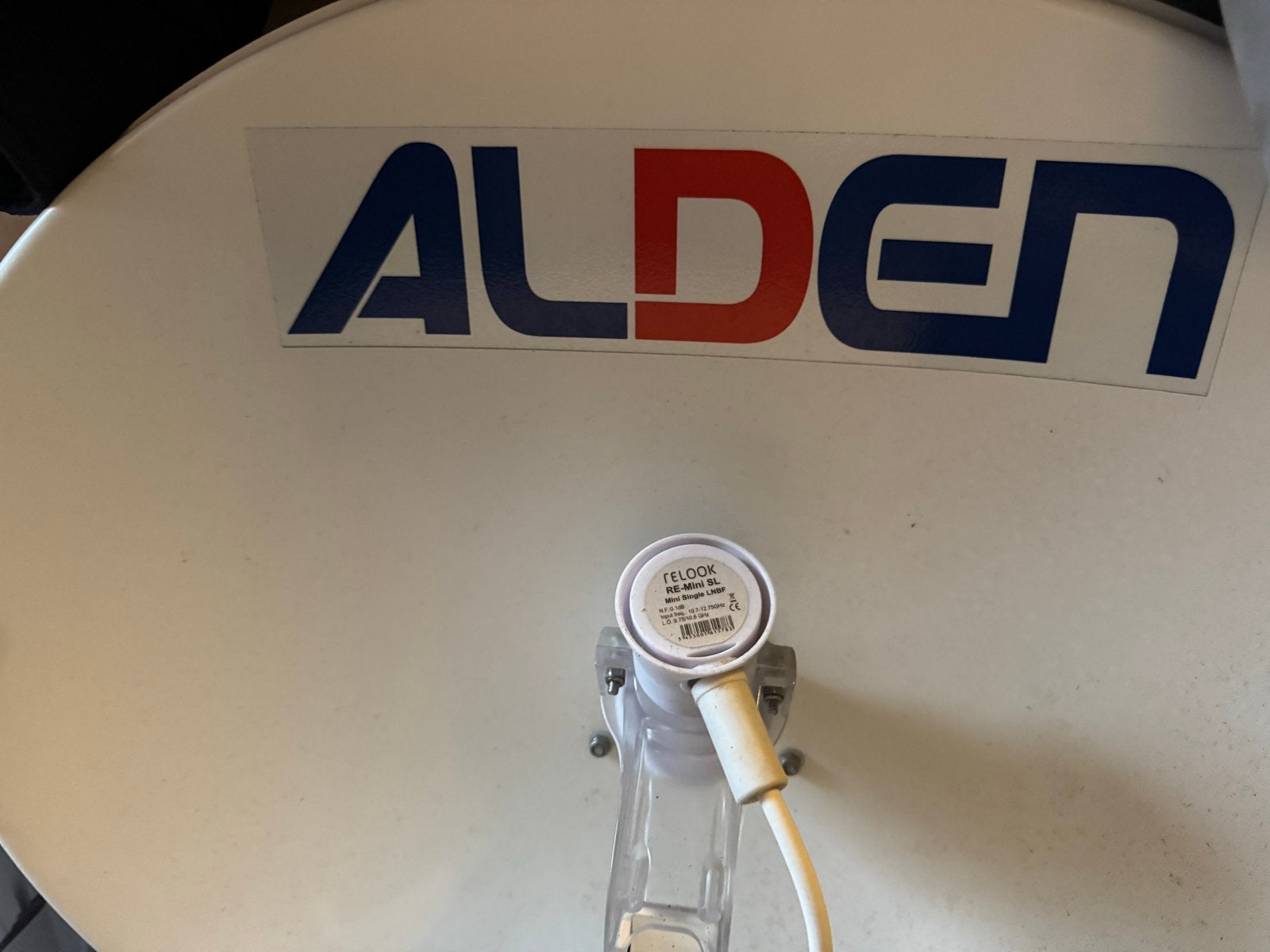 Alden schotelantenne met Telook RE-Mini SL LNB, Ophalen, Gebruikt, (Schotel)antenne, Overige merken