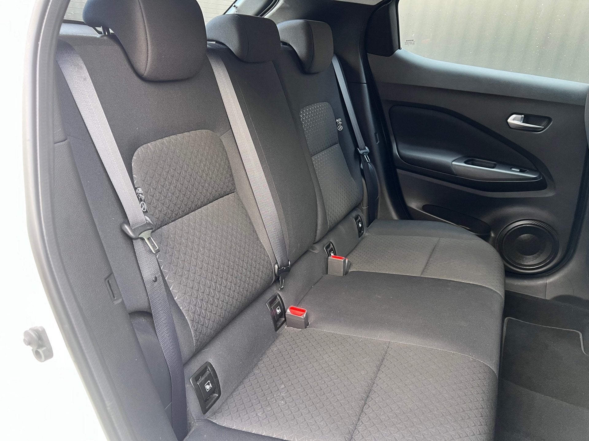 Foto 44 van Nissan Juke 1.0 DIG-T Acenta Automaat Camera