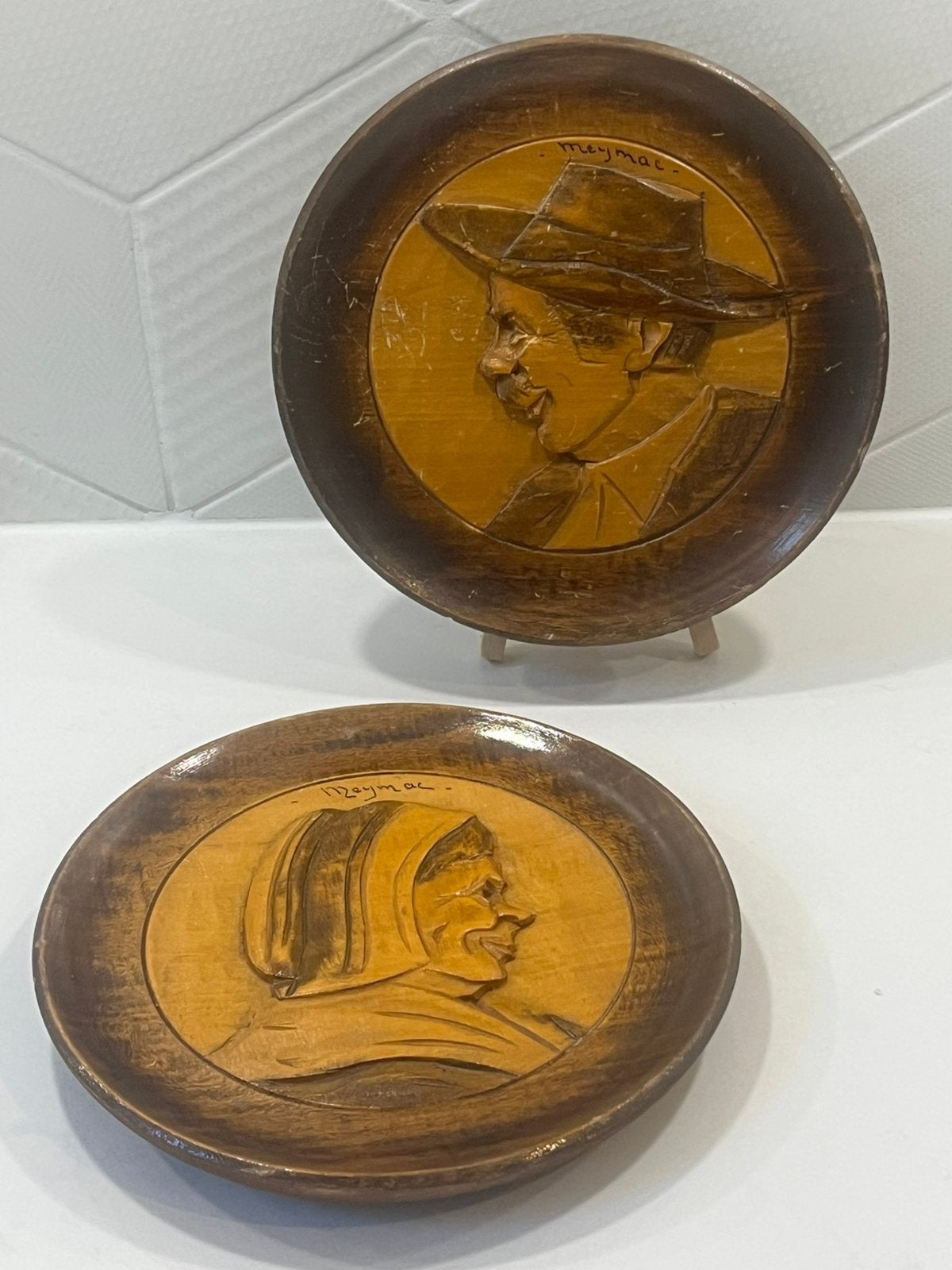 Antieke Franse houten reliëfborden – Meymac – ca. 1930/1940, Houtsnijwerk, Minder dan 20 cm, Verzenden, Hout