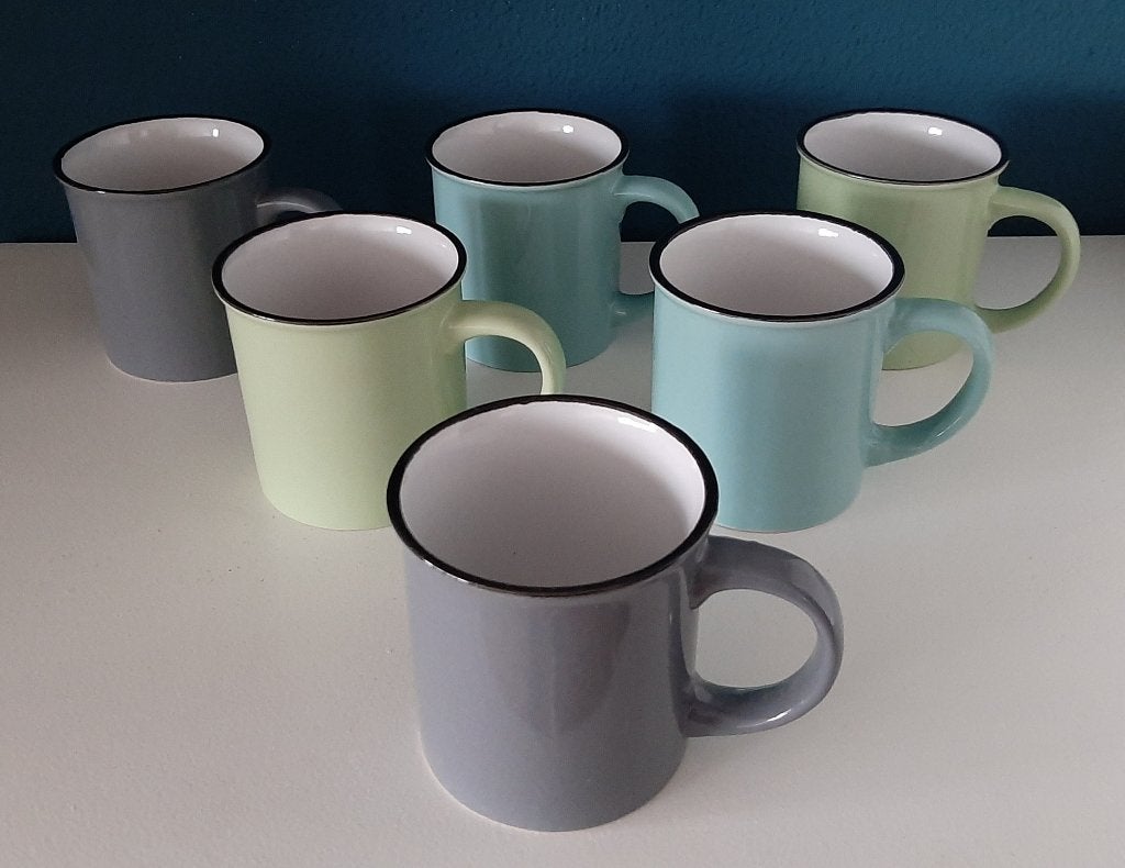Zes bekers in vintage stijl van Cook, Ophalen of Verzenden, Zo goed als nieuw, Overige stijlen, Kop(pen) en/of Schotel(s)