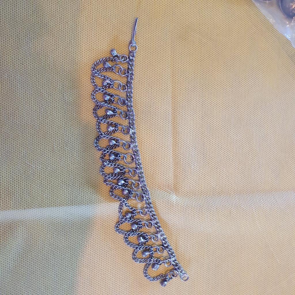Zilverkleurige armband met belletjes, Ophalen of Verzenden