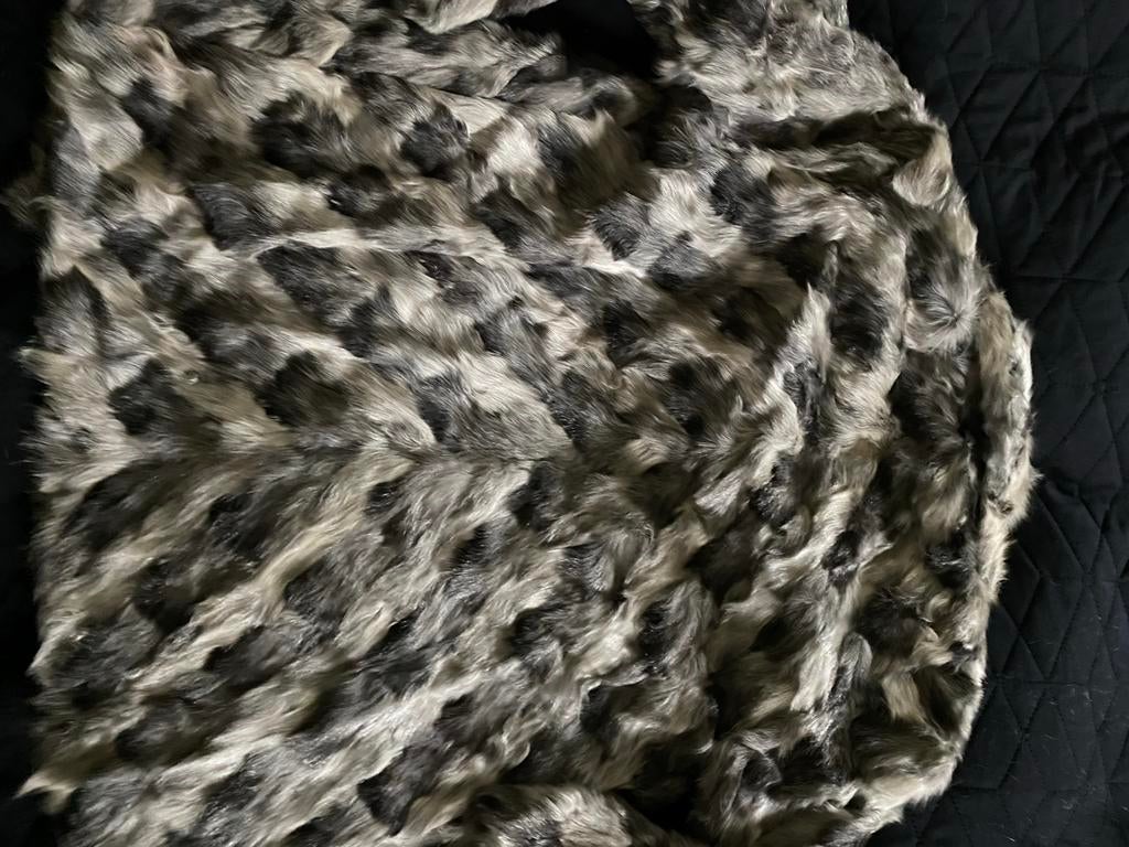 Luxe Faux Fur Jas - Grijs/Zwart Luipaardprint, Ophalen of Verzenden, Zo goed als nieuw, Maat 42/44 (L), Grijs