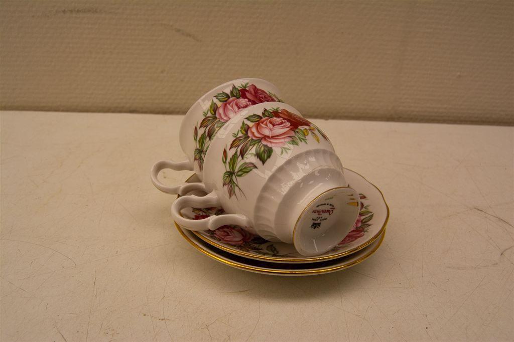 4 delig Queen anne 2 kopjes 2 schoteltjes 29699, Huis en Inrichting, Keuken | Servies, Ophalen of Verzenden, Gebruikt, Aardewerk