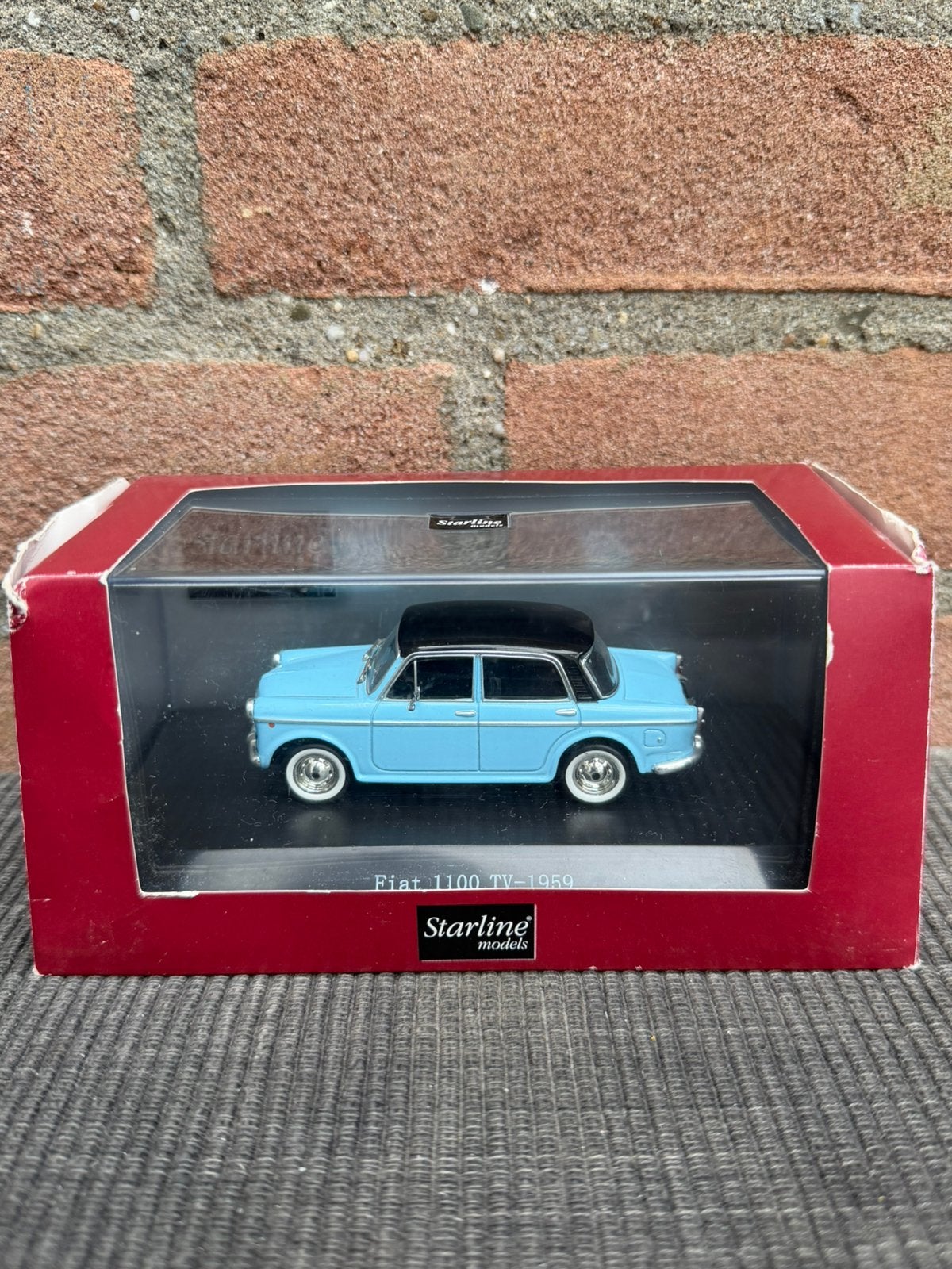 1:43 Fiat 1100 TV …….. 10,-, Hobby en Vrije tijd, Ophalen of Verzenden, Zo goed als nieuw, Auto, Overige merken