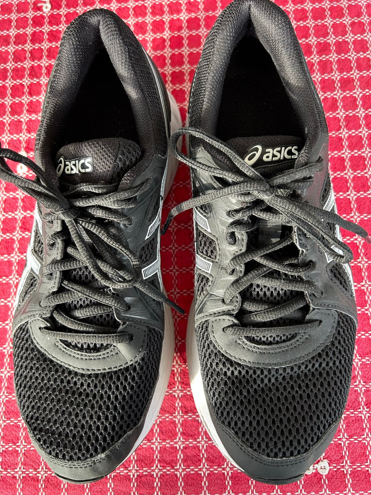 Asics sportschoenen maat 41,5, Sport en Fitness, Loopsport en Atletiek, Ophalen, Overige typen, Zo goed als nieuw, Overige sporten