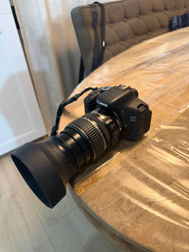 Canon EOS 600D Spiegelreflexcamera met 3 lenzen en tas, Audio, Tv en Foto, Fotocamera's Digitaal, Spiegelreflex, Canon, Ophalen of Verzenden