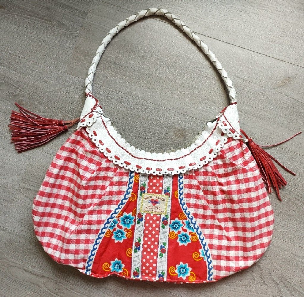 IBIZA WORLD FAMILY DESIGNS Schouder-Tas by Merel-Alok, Ophalen of Verzenden, Zo goed als nieuw, Overige kleuren, Schoudertasje