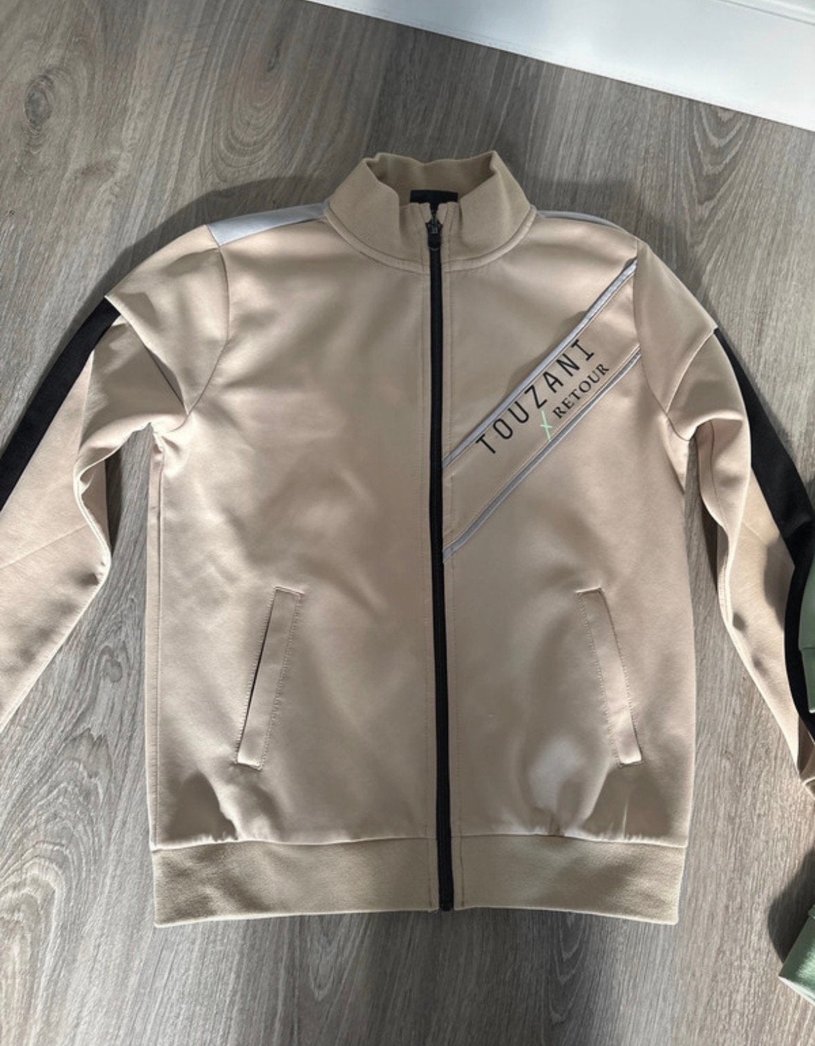 Vest Touzani 152 2 stuks, Kinderen en Baby's, Kinderkleding | Maat 152, Ophalen of Verzenden, Zo goed als nieuw, Jongen, Trui of Vest