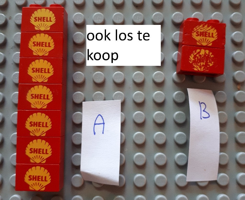 3004pb011 (1) ca 9x Red Brick 1 x 2 with Shell Logo II Pat, Ophalen of Verzenden, Gebruikt