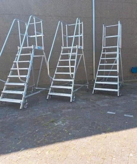 Te koop aluminium Bordestrap meerdere soorten aanwezig, Doe-het-zelf en Verbouw, Ladders en Trappen, Ophalen of Verzenden, Zo goed als nieuw