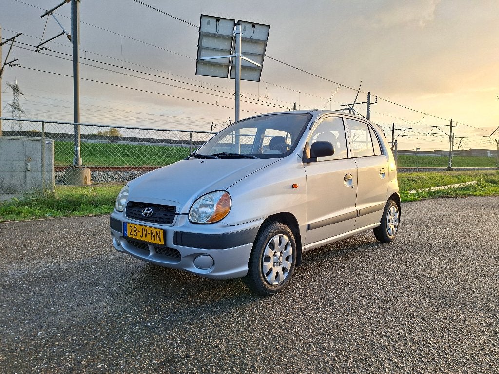 Hyundai Atos 1.0 I X Spirit Automaat 2002 Grijs NIEUWE APK, Auto's, 4 cilinders, Elektrische ramen, 833 kg, Origineel Nederlands