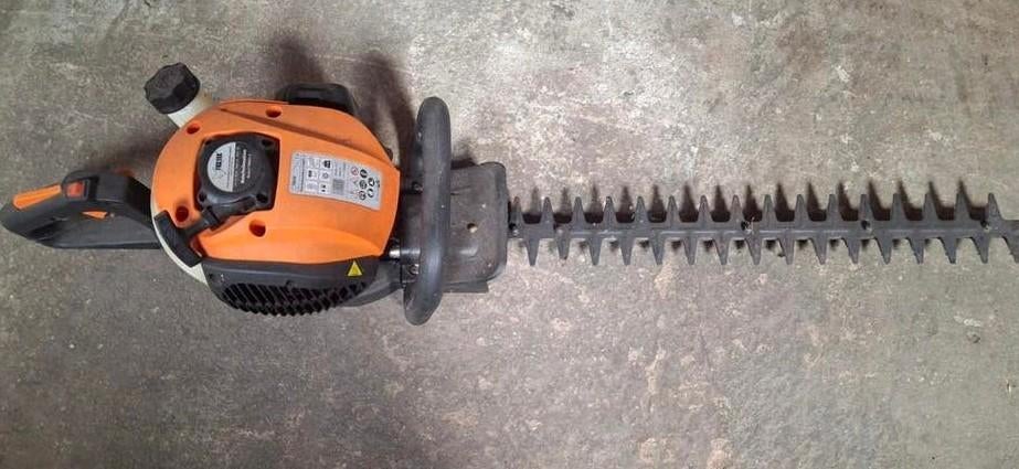 Benzine heggenschaar 60 cm, Ophalen, Zo goed als nieuw, Benzine