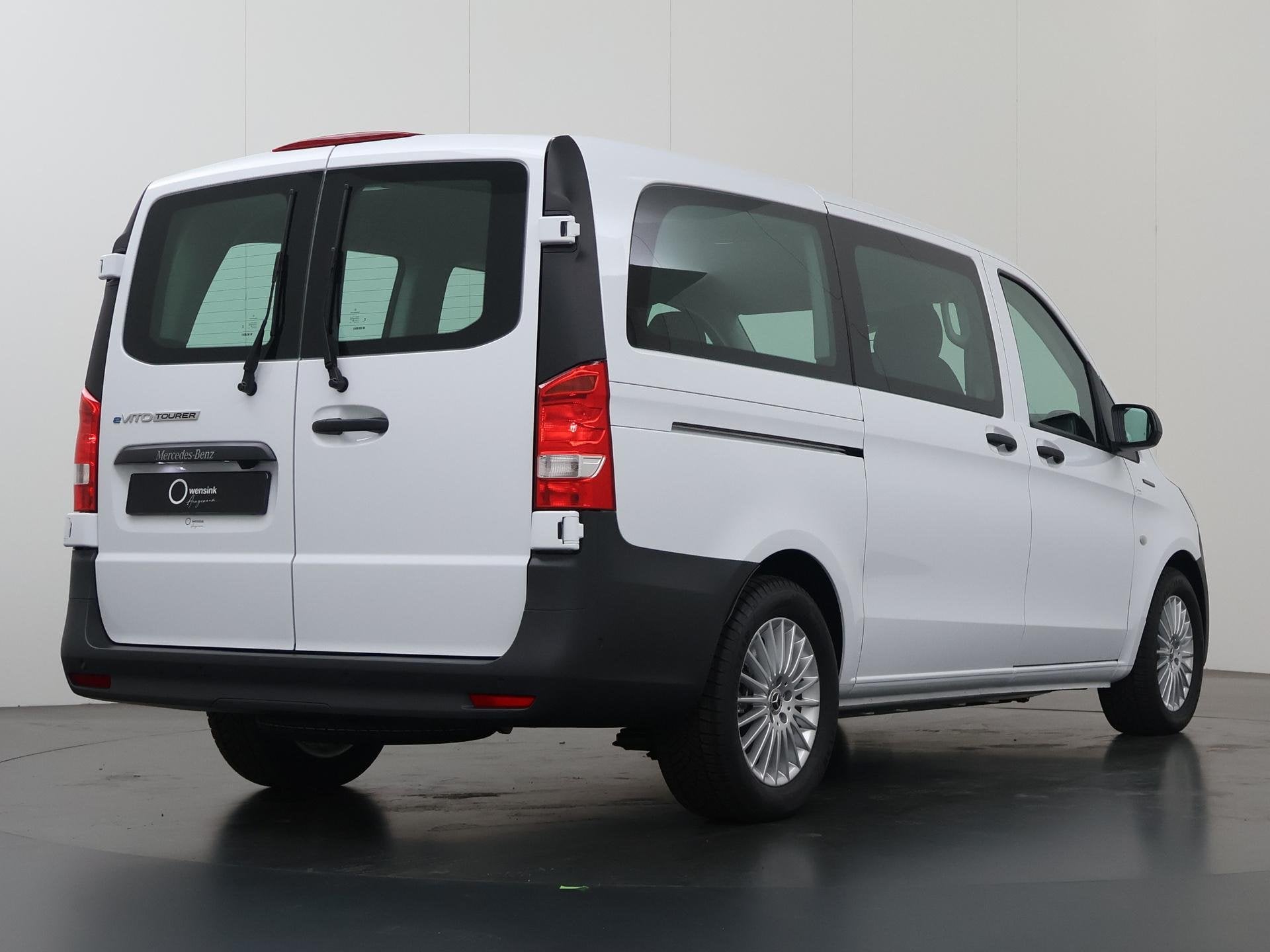 Mercedes-Benz eVito Tourer 129 L2 PRO 90kWh | Snelladen 110, Auto's, Stof, Mercedes-Benz, Nieuw, 371 km