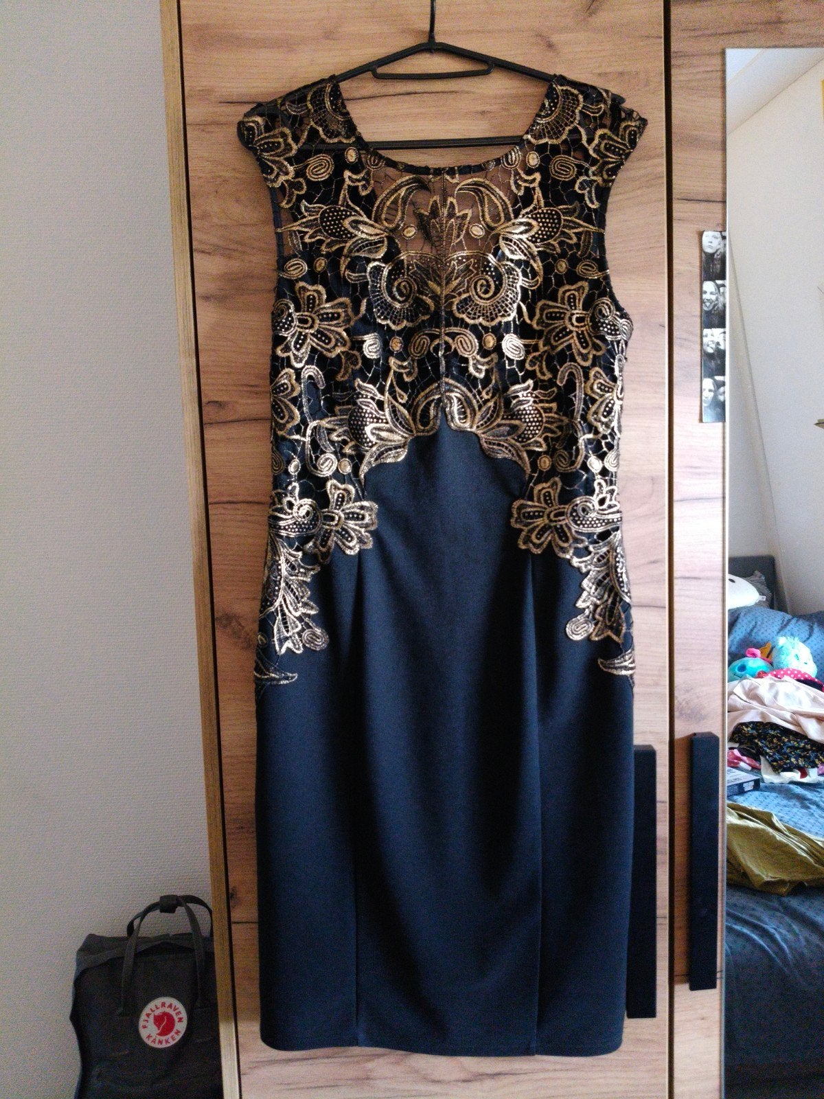 Lipsy London Glamoureuze Bodycon Jurk - Zwart met Kant, Maat 38/40 (M), Zwart, Ophalen of Verzenden, Zo goed als nieuw