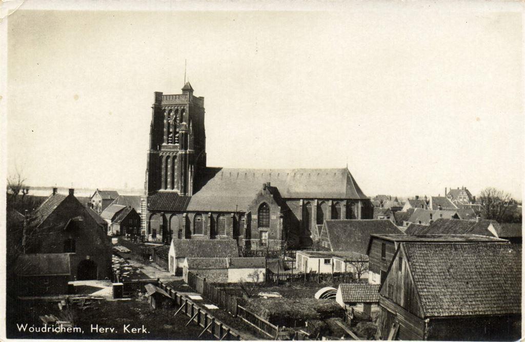 Woudrichem, Herv. Kerk. - ongelopen, Verzamelen, Ansichtkaarten | Nederland, Ophalen of Verzenden, Voor 1920, Ongelopen, Noord-Brabant