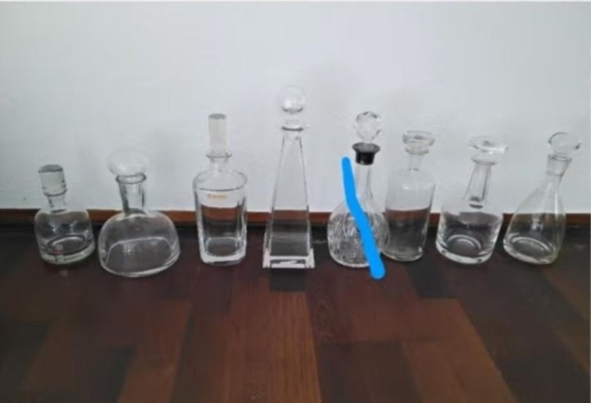 7 mooie karaffen glas/ kristal, Ophalen