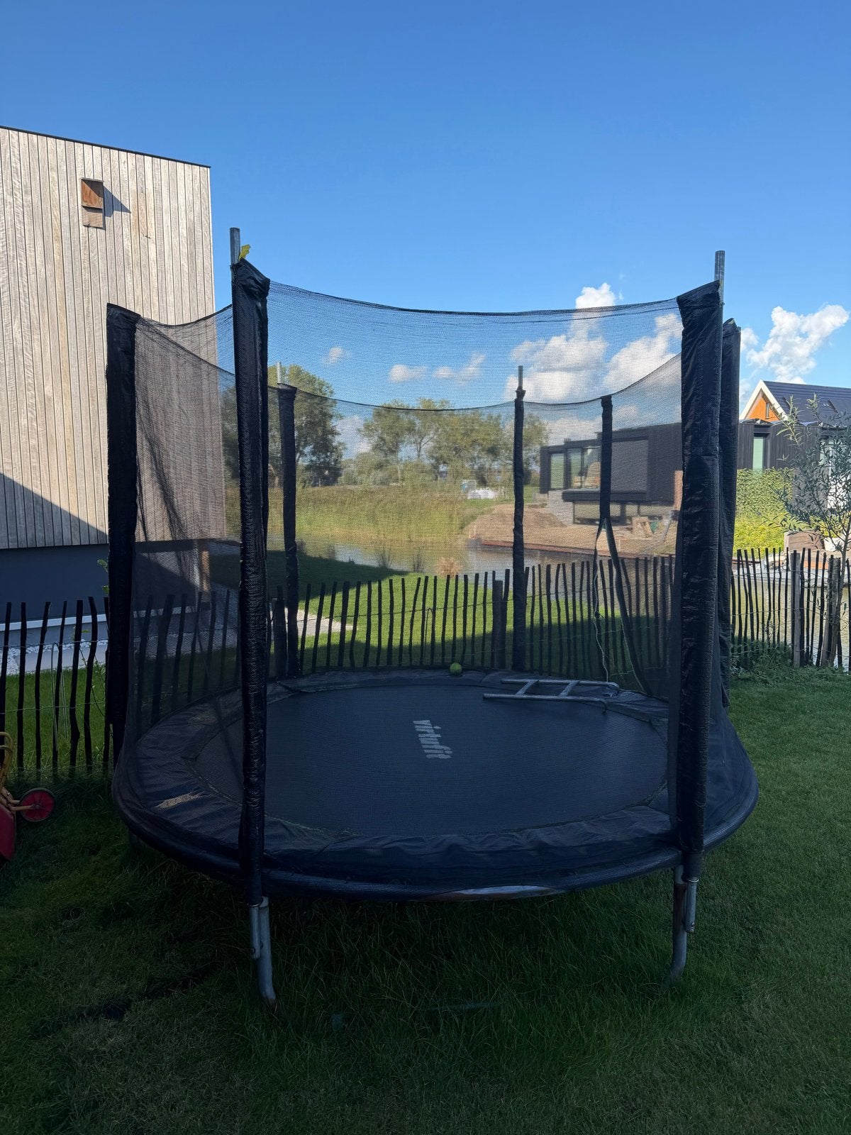 Trampoline met veiligheidsnet en ladder, Kinderen en Baby's, Ophalen, Gebruikt