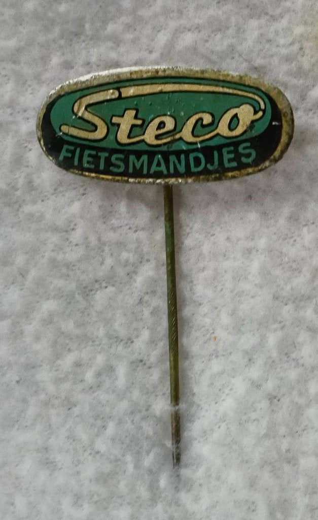 Speldje Steco fietsmandjes, Ophalen of Verzenden, Zo goed als nieuw, Merk, Speldje of Pin