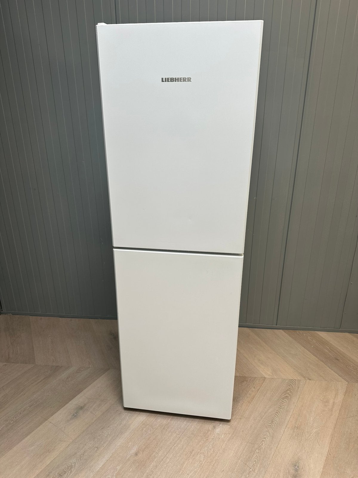 Liebherr Koelvriescombinatie A+ NoFrost 4Vriesladen, Ophalen, 200 liter of meer, 160 cm of meer, Zo goed als nieuw
