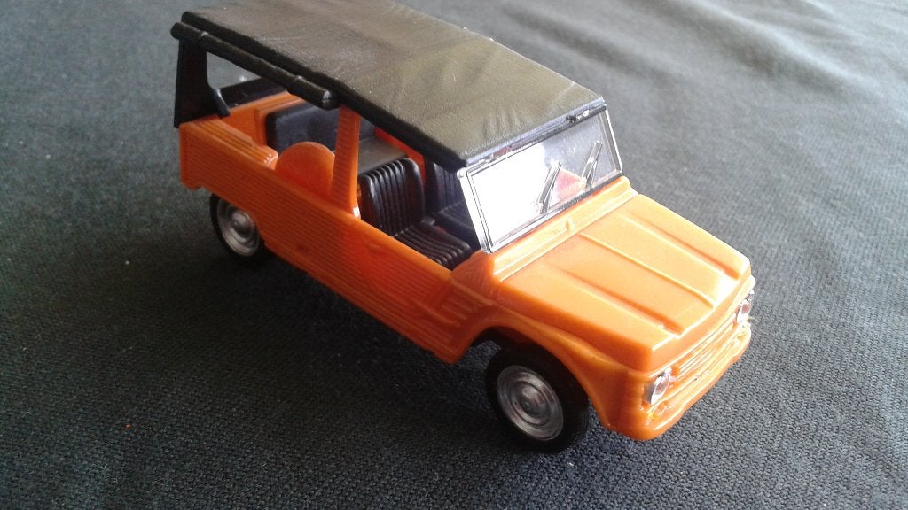 Citroën Méhari, oranje, personen uitvoering met huif, 1:43, Ophalen of Verzenden, Zo goed als nieuw, Auto, Solido
