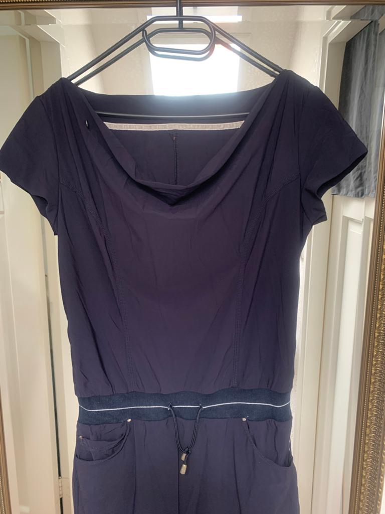 Donkerblauwe Jurk Zip73 met Watervalhals - Maat L 40, Blauw, Maat 42/44 (L), Ophalen of Verzenden, Zo goed als nieuw