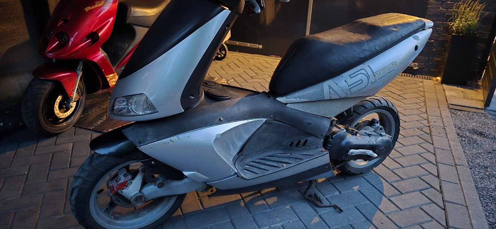 Aprilia area 51 opknapper duits, Fietsen en Brommers, Scooters | Overige merken, Ophalen, Gebruikt, Benzine, Aprilia