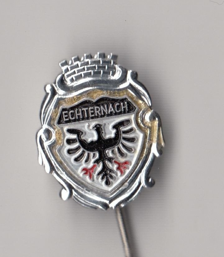 Luxembourg Luxemburg Echternach stadswapen speldje, Verzamelen, Gebruikt, Niet vindbaar, Niet vindbaar, Speldje of Pin