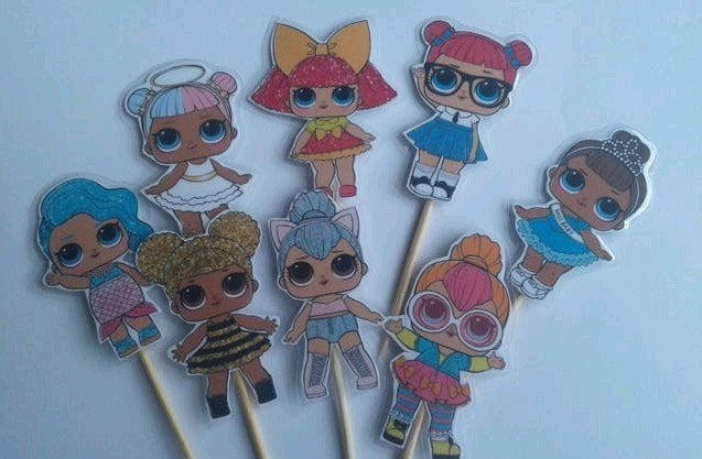 Set van 10 Lol Surprise cupcake traktatie prikkers, Ophalen of Verzenden, Nieuw, Versiering, Verjaardag