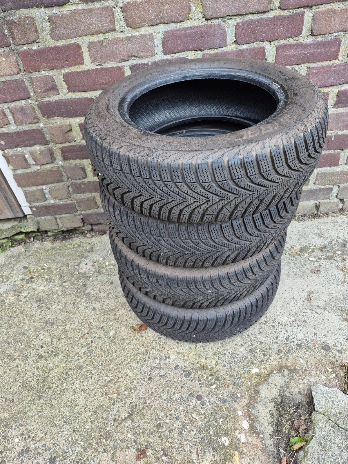Snowtrac winterbanden 175/65 R14, Ophalen, 14 inch, Gebruikt, 175 mm