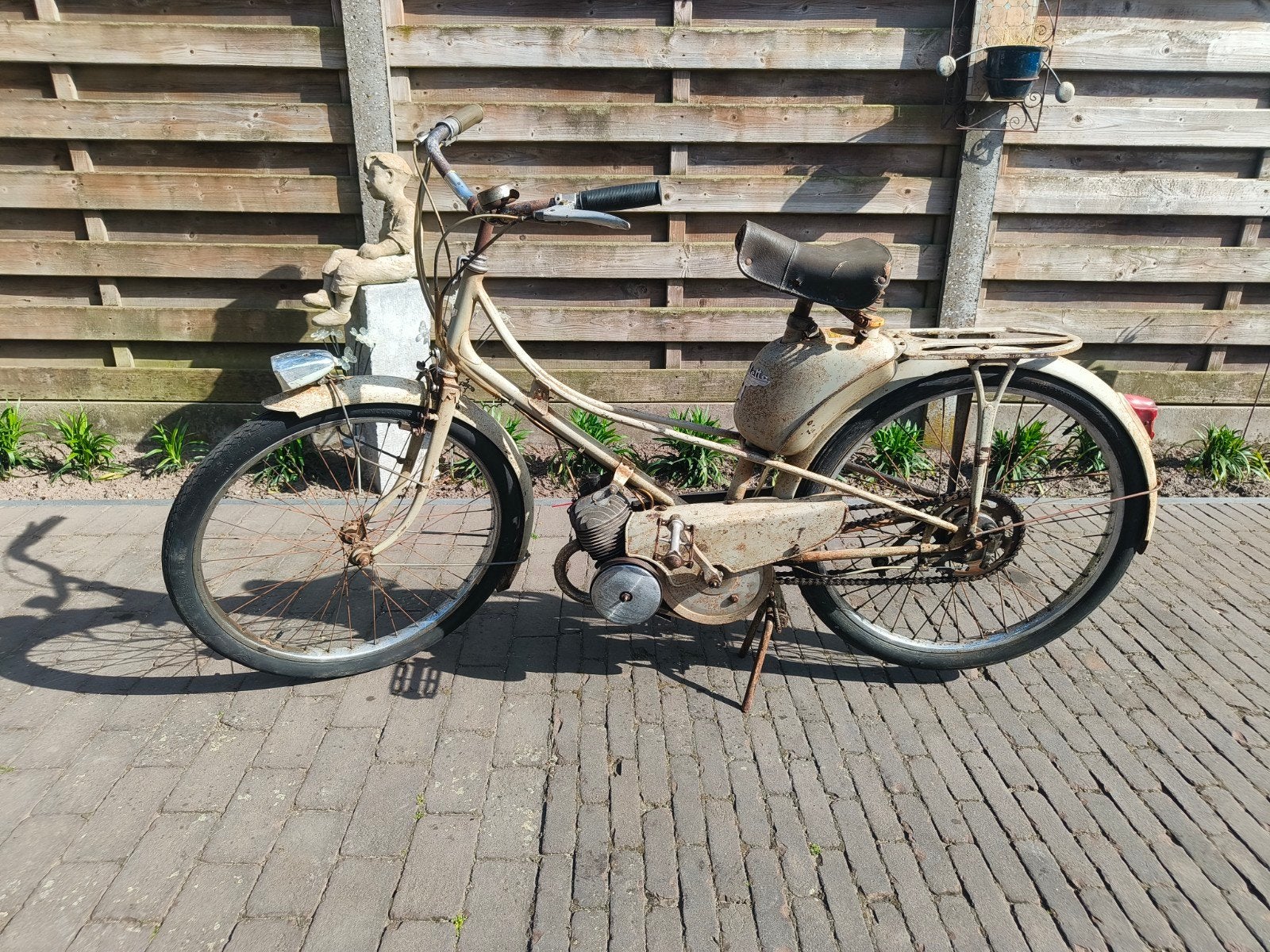 Mobylette av 33 1955, Ophalen, Overige merken